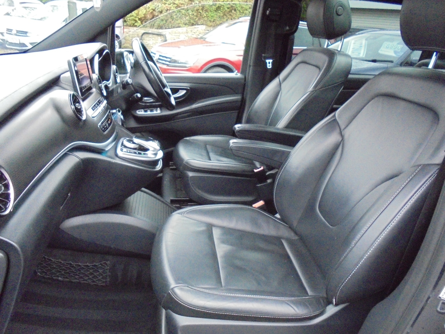 Used Mercedes-Benz V-Class 2020 for sale - 76541661: Photo 14