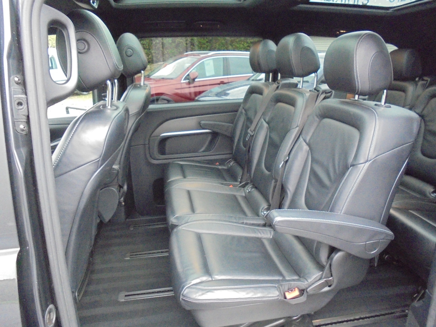 Used Mercedes-Benz V-Class 2020 for sale - 76541661: Photo 17