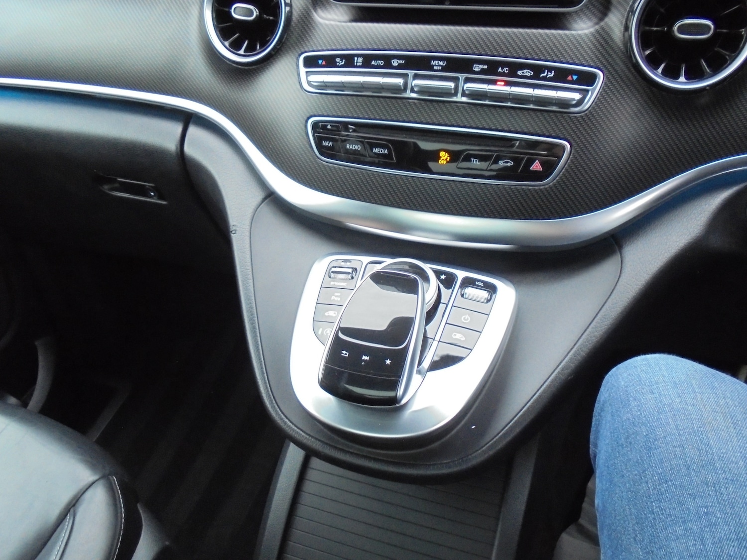 Used Mercedes-Benz V-Class 2020 for sale - 76541661: Photo 26