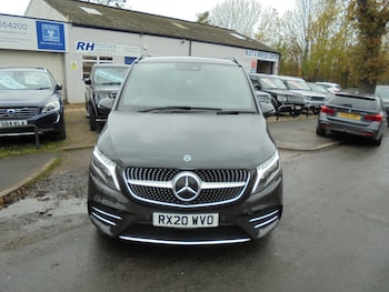 Used Mercedes-Benz V-Class 2020 for sale - 76541661: Photo