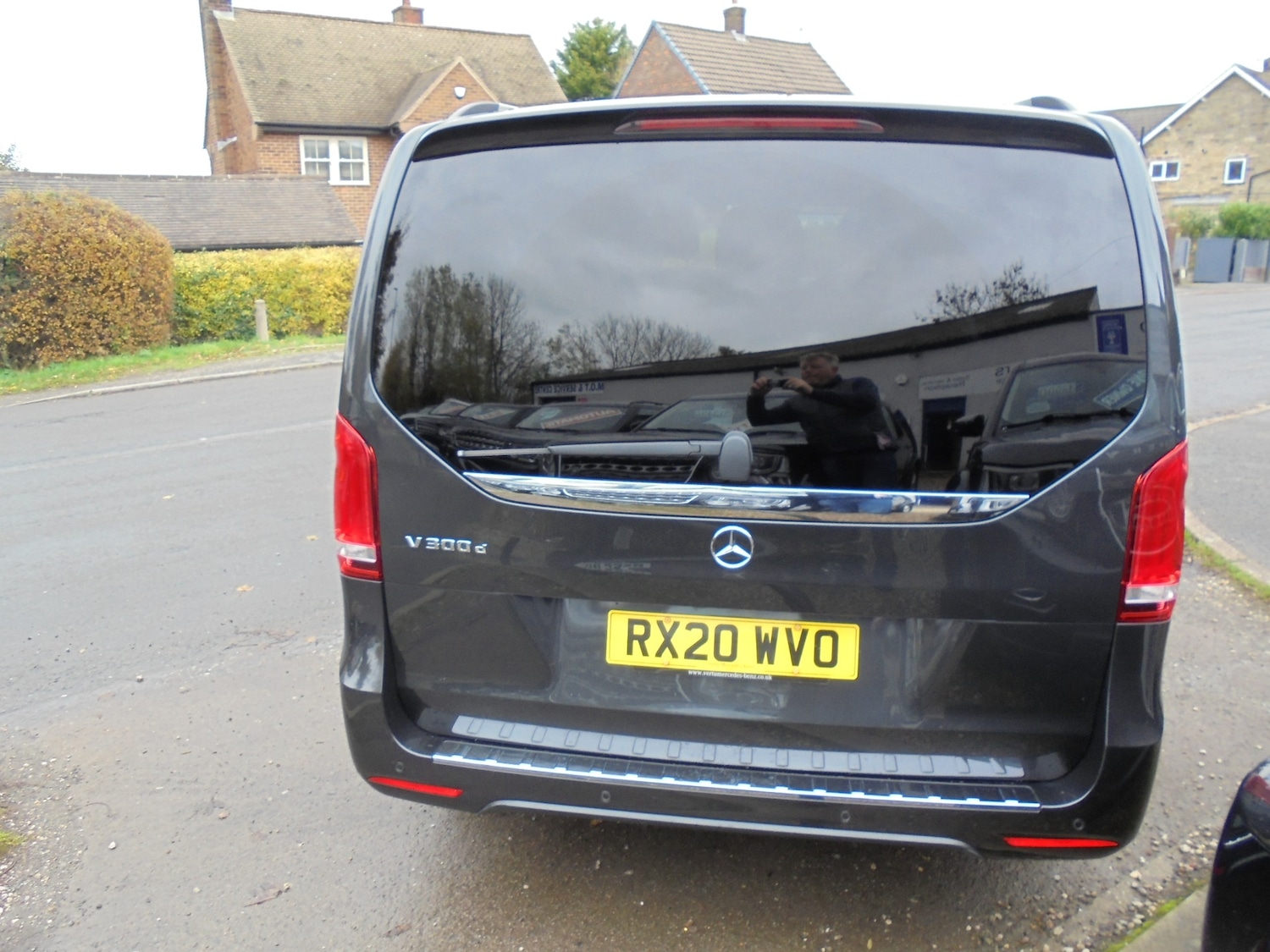 Used Mercedes-Benz V-Class 2020 for sale - 76541661: Photo 9