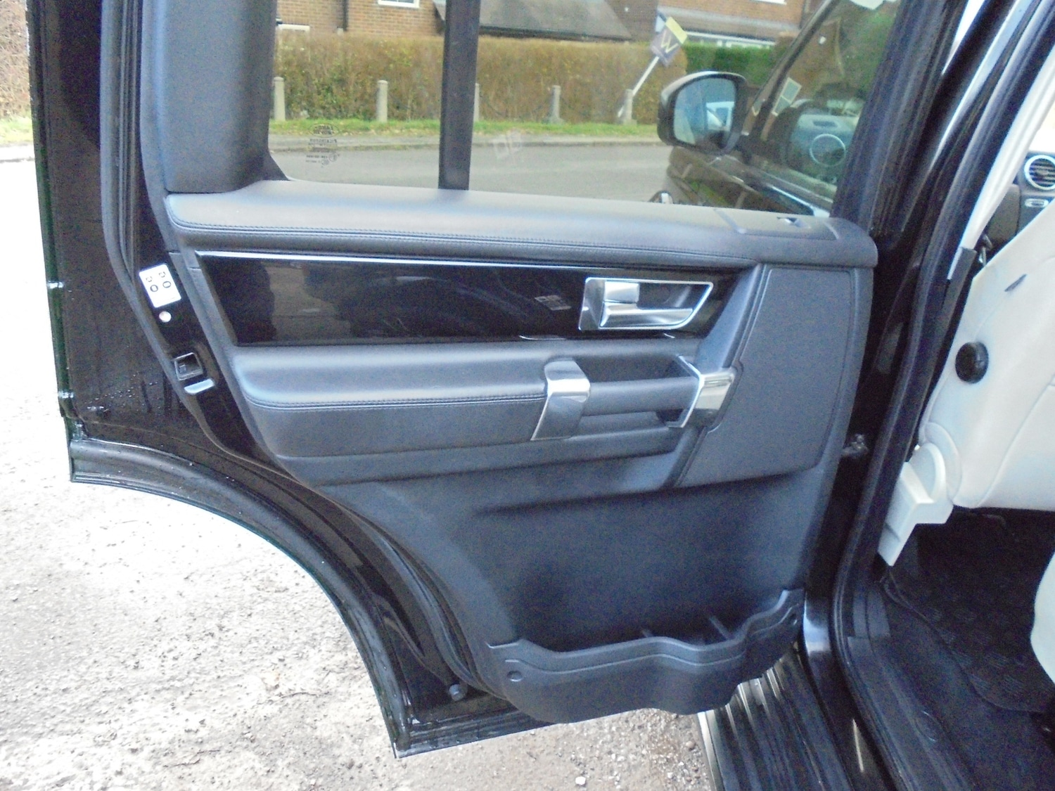 Used Land Rover Discovery 2014 for sale - 76725431: Photo 22