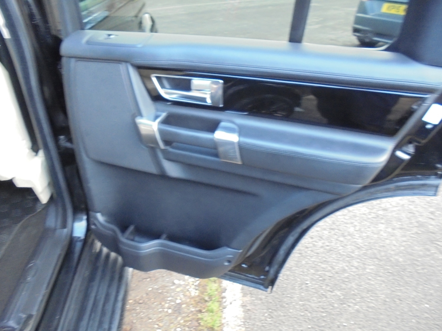 Used Land Rover Discovery 2014 for sale - 76725431: Photo 27