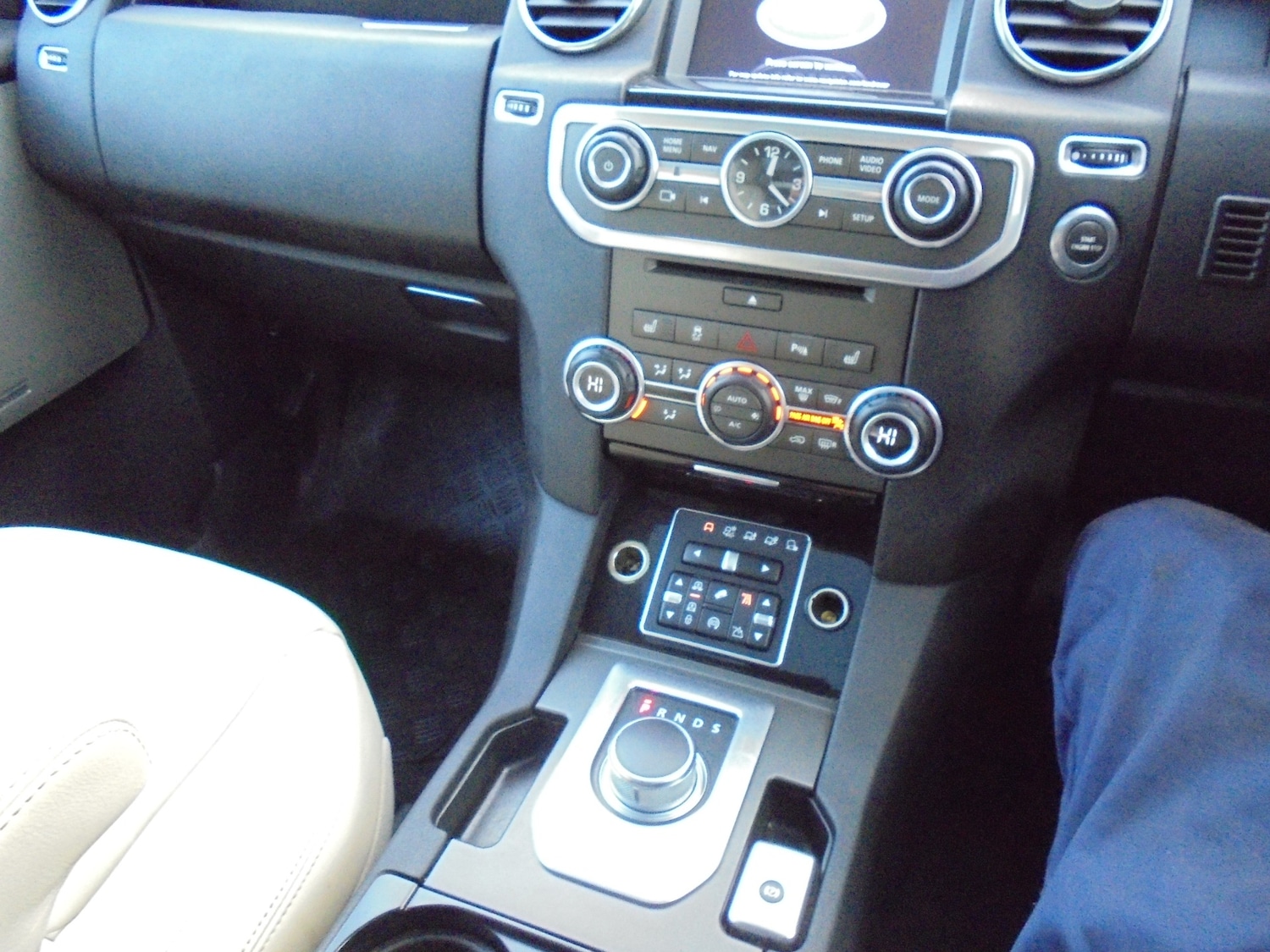 Used Land Rover Discovery 2014 for sale - 76725431: Photo 32