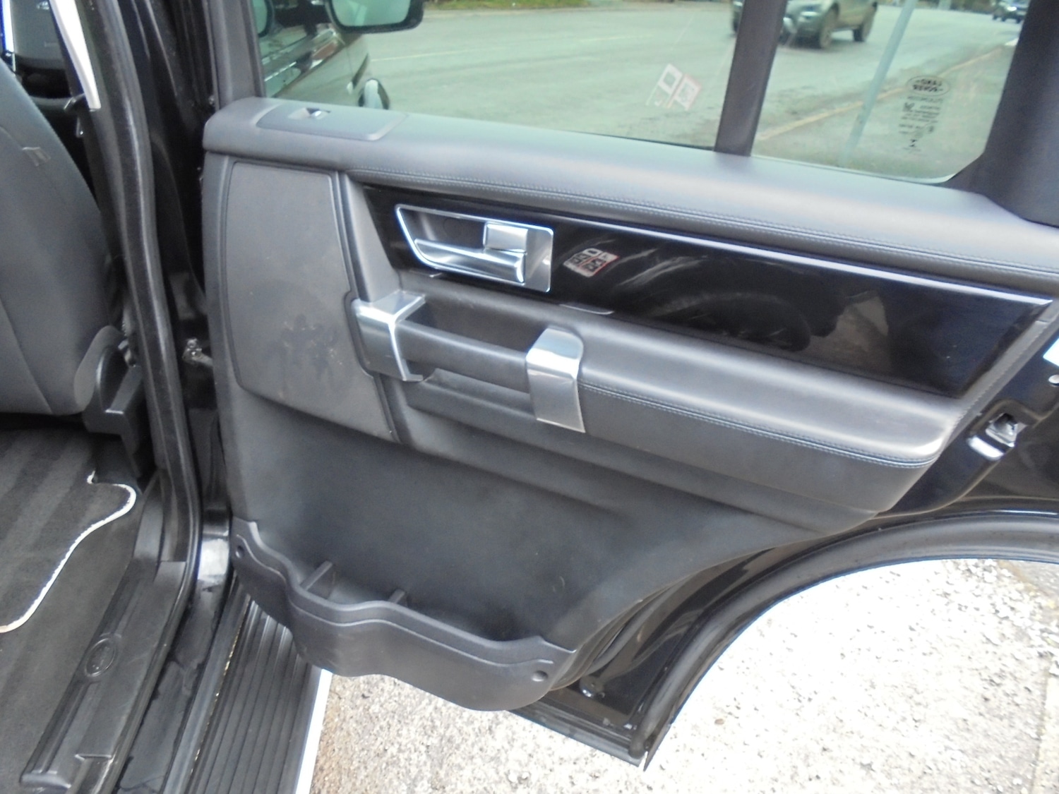 Used Land Rover Discovery 2016 for sale - 77240448: Photo 23