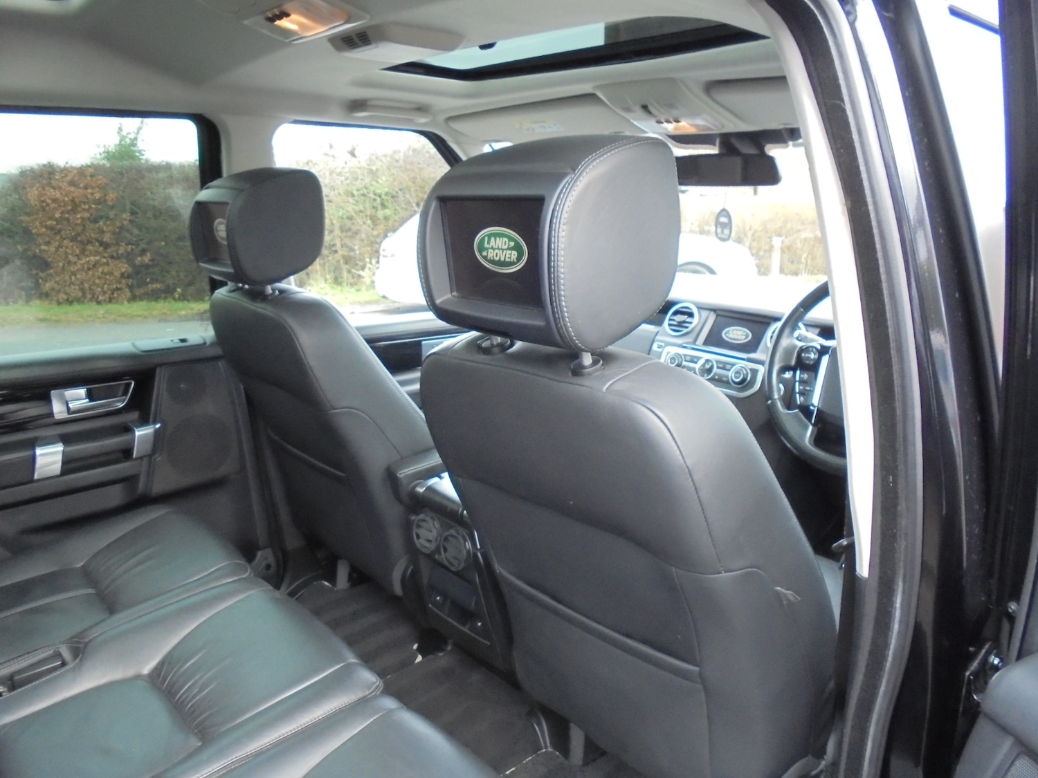 Used Land Rover Discovery 2016 for sale - 77240448: Photo 24