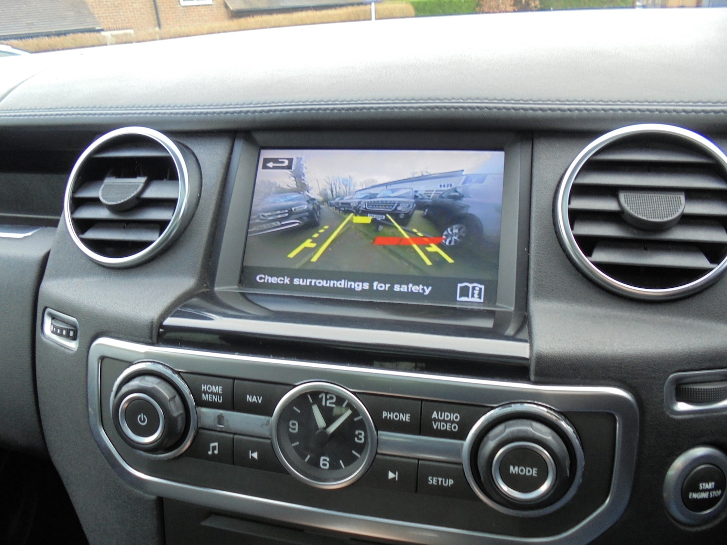 Used Land Rover Discovery 2016 for sale - 77240448: Photo 37