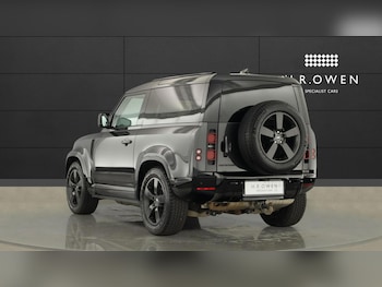 Used Land Rover Defender 2023 for sale - 78627600: Photo