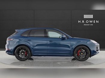Used Porsche Cayenne 2023 for sale - 78627545: Photo