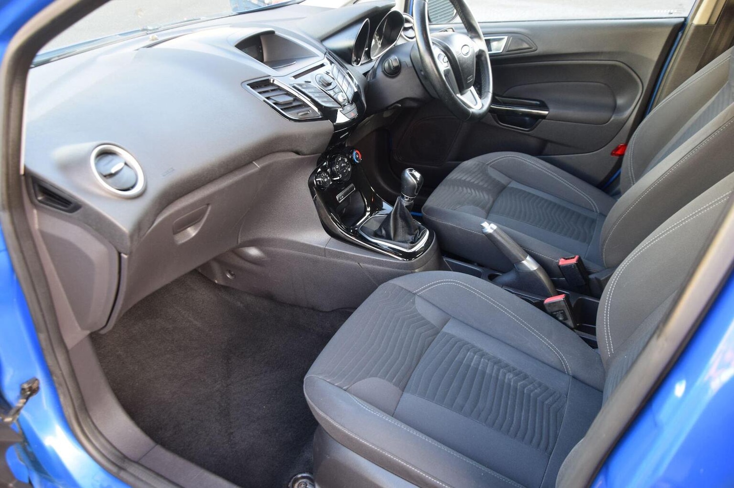 Used Ford Fiesta 2013 for sale - 77954084: Photo 41