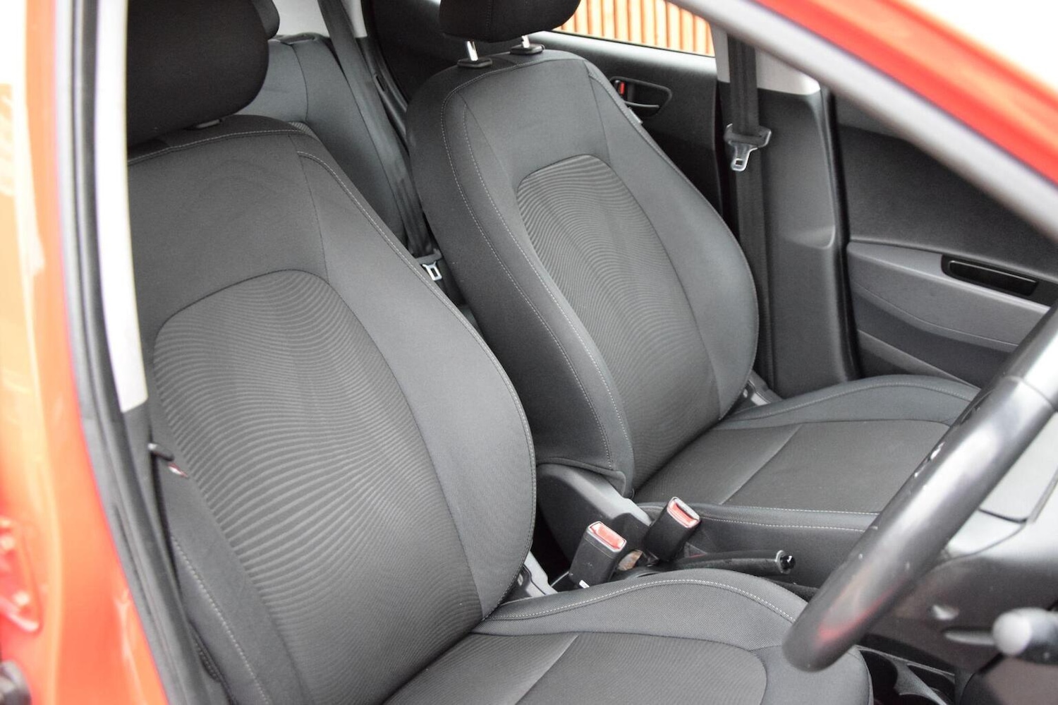 Used Hyundai i10 2018 for sale - 77154413: Photo 13