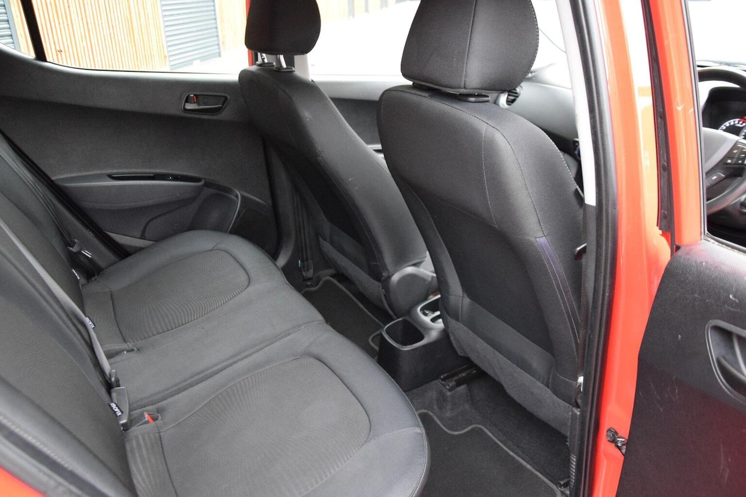 Used Hyundai i10 2018 for sale - 77154413: Photo 15