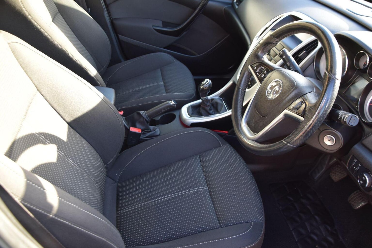 Used Vauxhall Astra 2014 for sale - 78197927: Photo 16