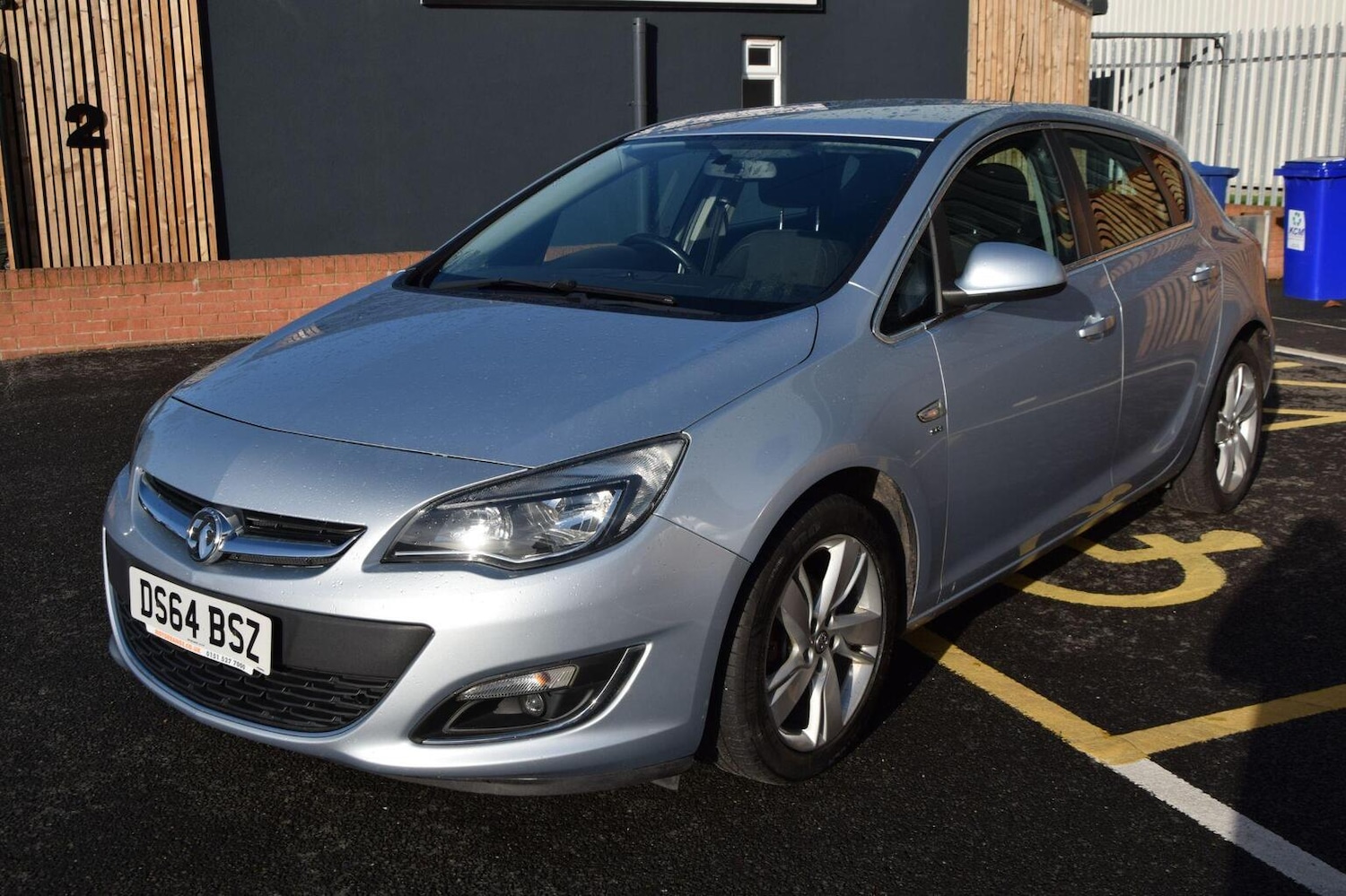 Used Vauxhall Astra 2014 for sale - 78197927: Photo 3