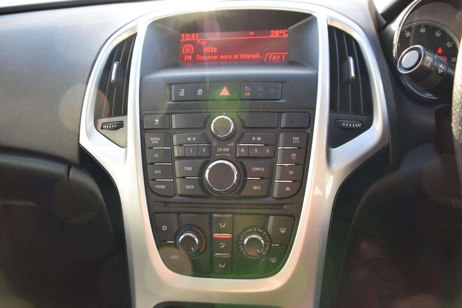 Used Vauxhall Astra 2014 for sale - 78197927: Photo 36