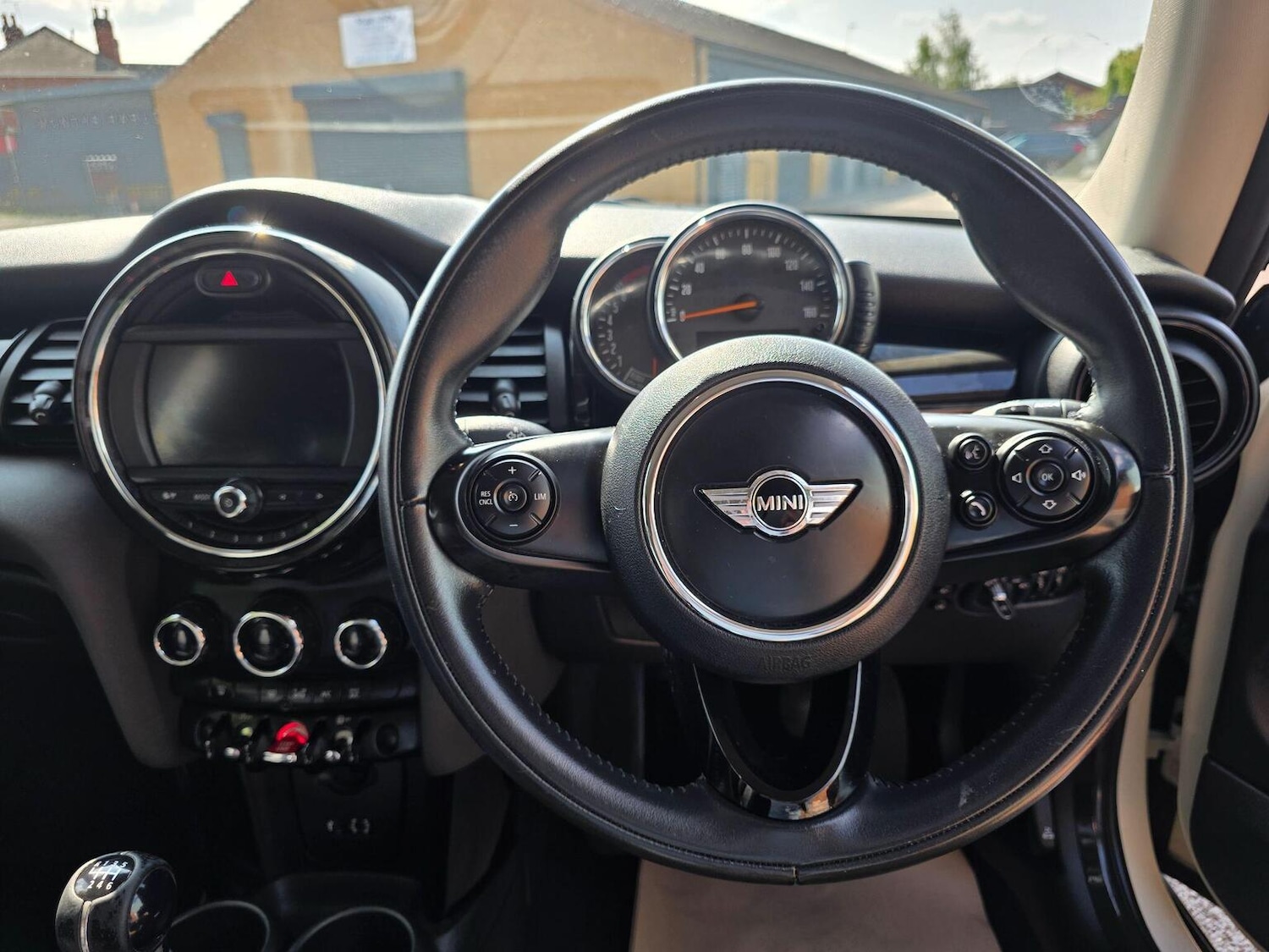 Used MINI Hatch 2015 for sale - 77154479: Photo 43