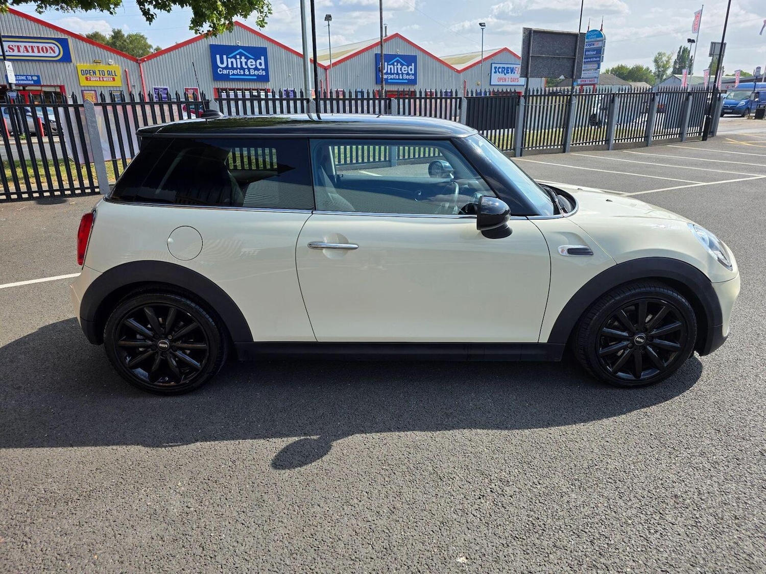 Used MINI Hatch 2015 for sale - 77154479: Photo 8
