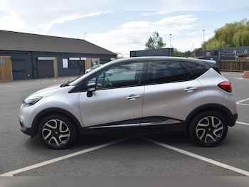 Used Renault Captur 2015 for sale - 79315035: Photo