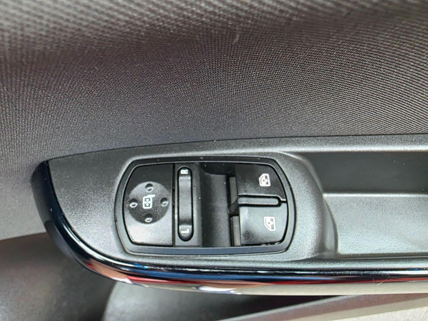 Used Vauxhall Corsa 2016 for sale - 77478037: Photo 27