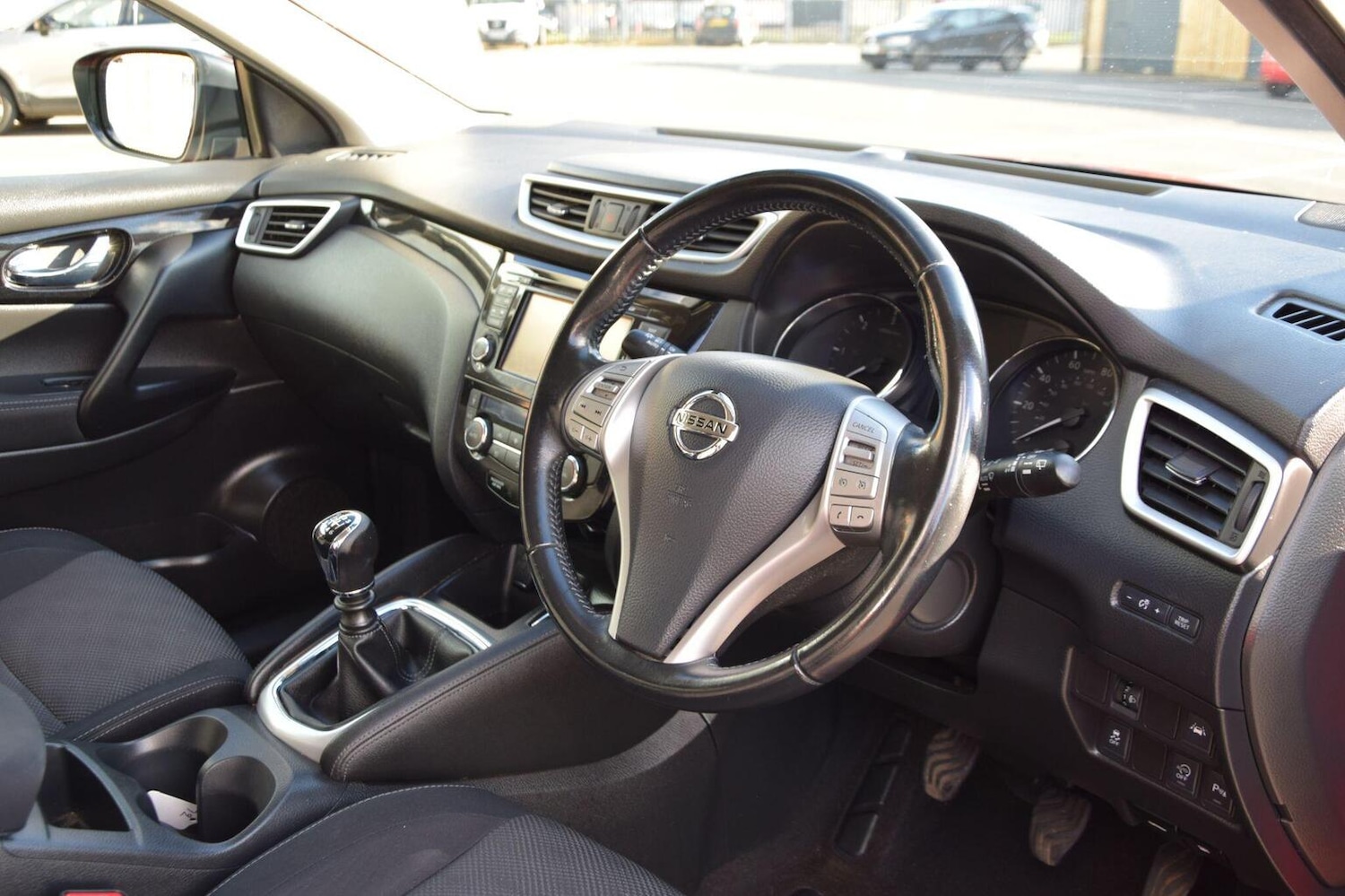 Used Nissan Qashqai 2016 for sale - 77154404: Photo 11