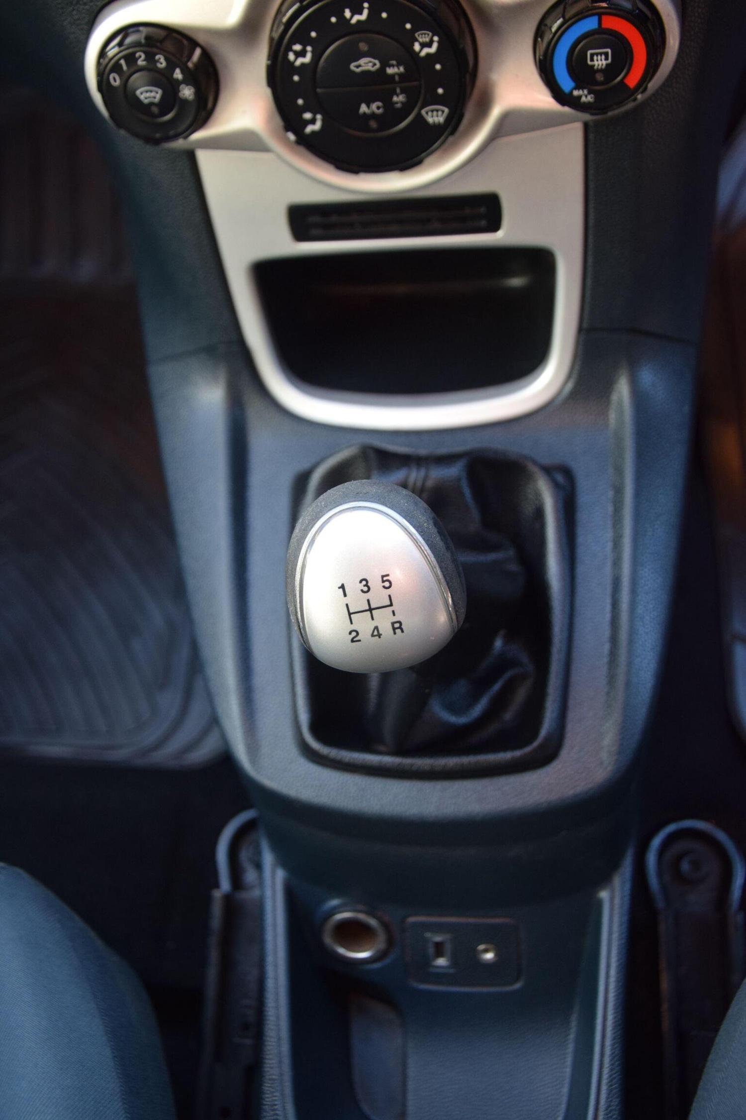 Used Ford Fiesta 2012 for sale - 77154461: Photo 19