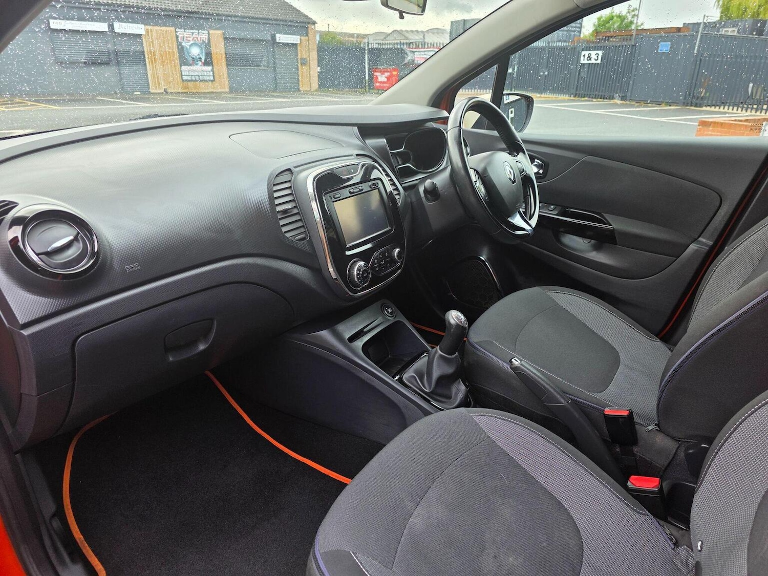 Used Renault Captur 2015 for sale - 77154436: Photo 10