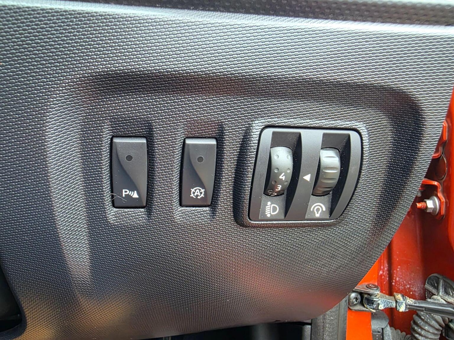 Used Renault Captur 2015 for sale - 77154436: Photo 19