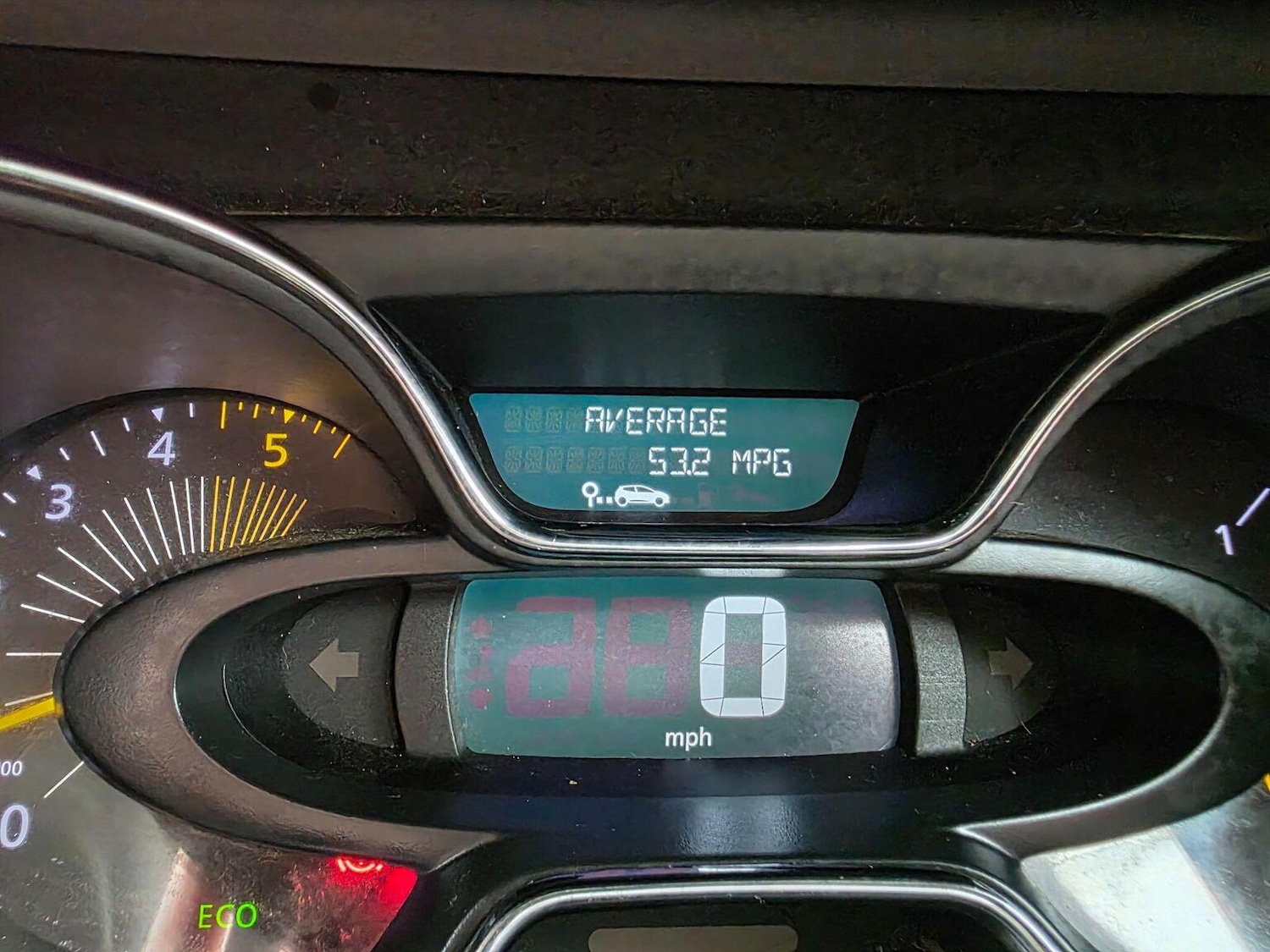 Used Renault Captur 2015 for sale - 77154436: Photo 37