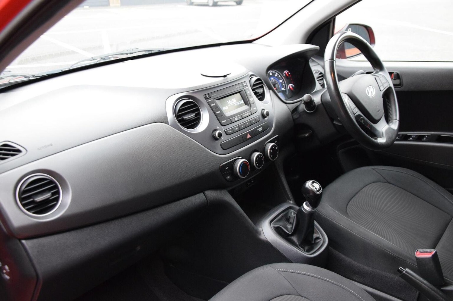 Used Hyundai i10 2018 for sale - 77715053: Photo 10