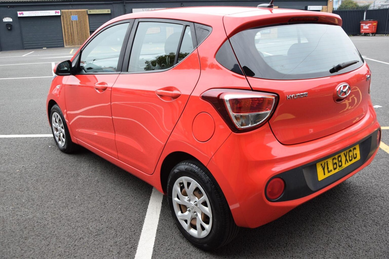 Used Hyundai i10 2018 for sale - 77715053: Photo 4