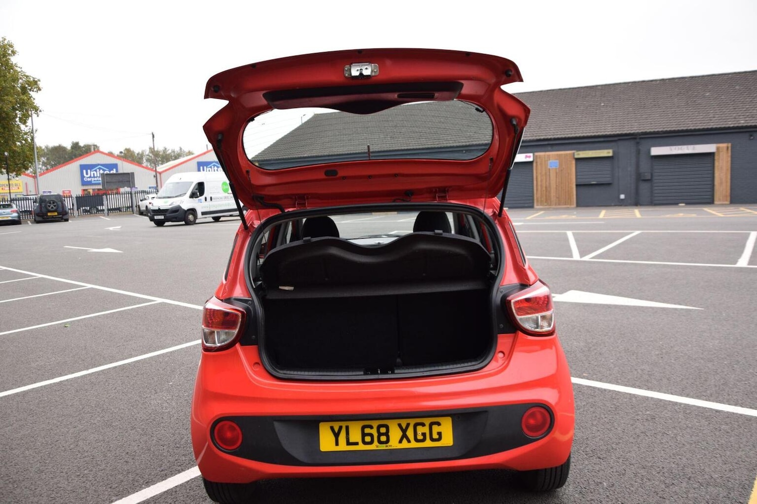 Used Hyundai i10 2018 for sale - 77715053: Photo 40