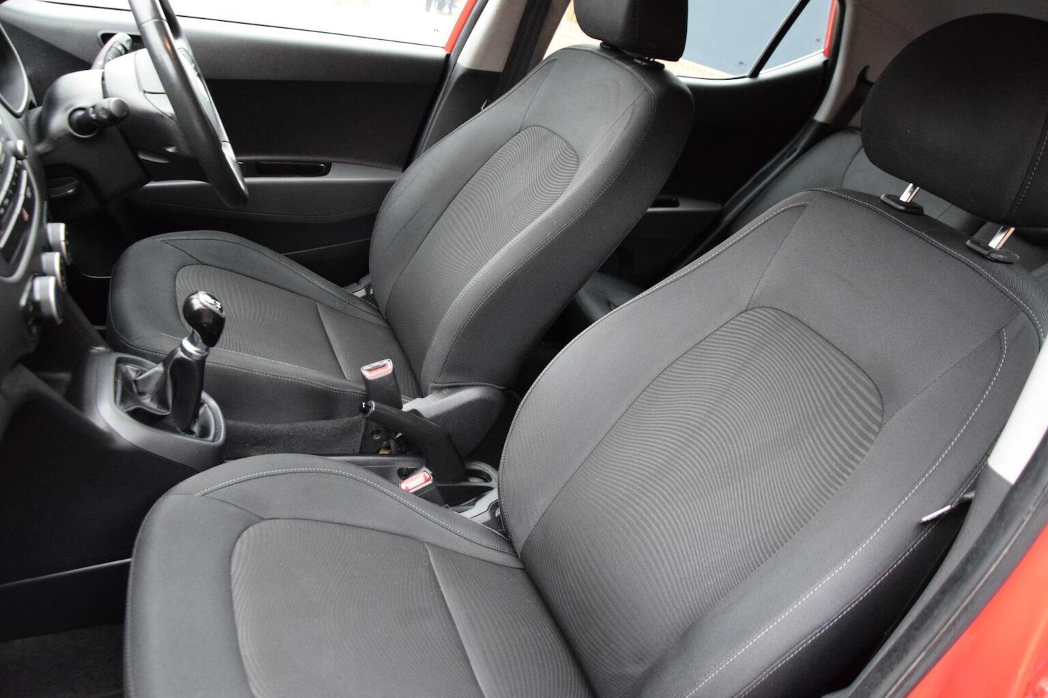 Used Hyundai i10 2018 for sale - 77715053: Photo 41