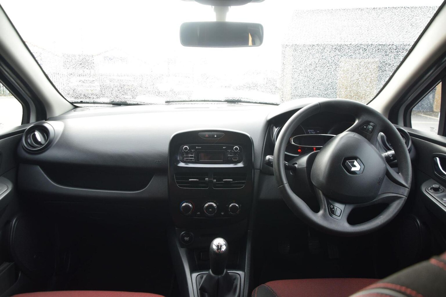 Used Renault Clio 2013 for sale - 77494664: Photo 12