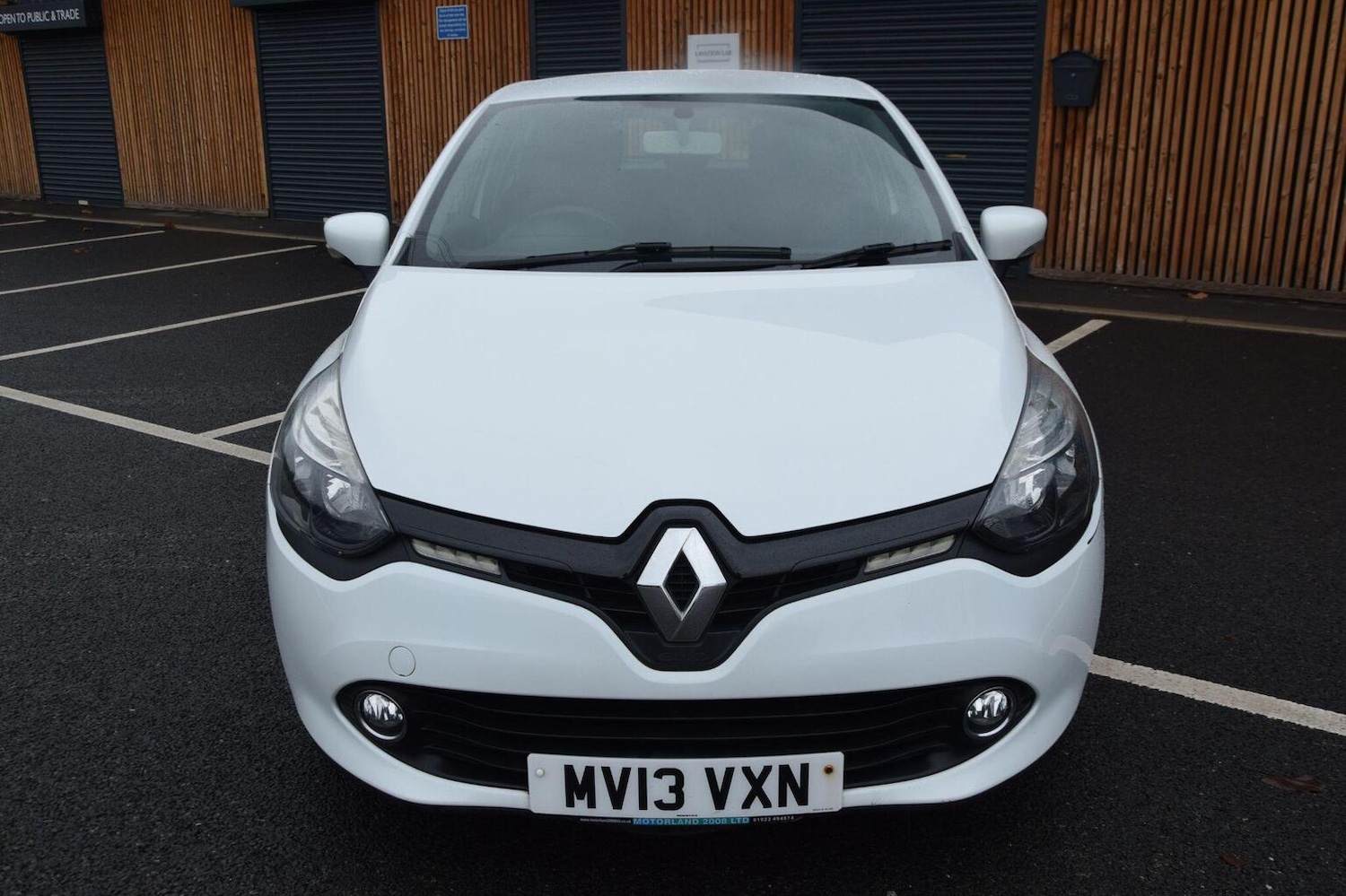 Used Renault Clio 2013 for sale - 77494664: Photo 2