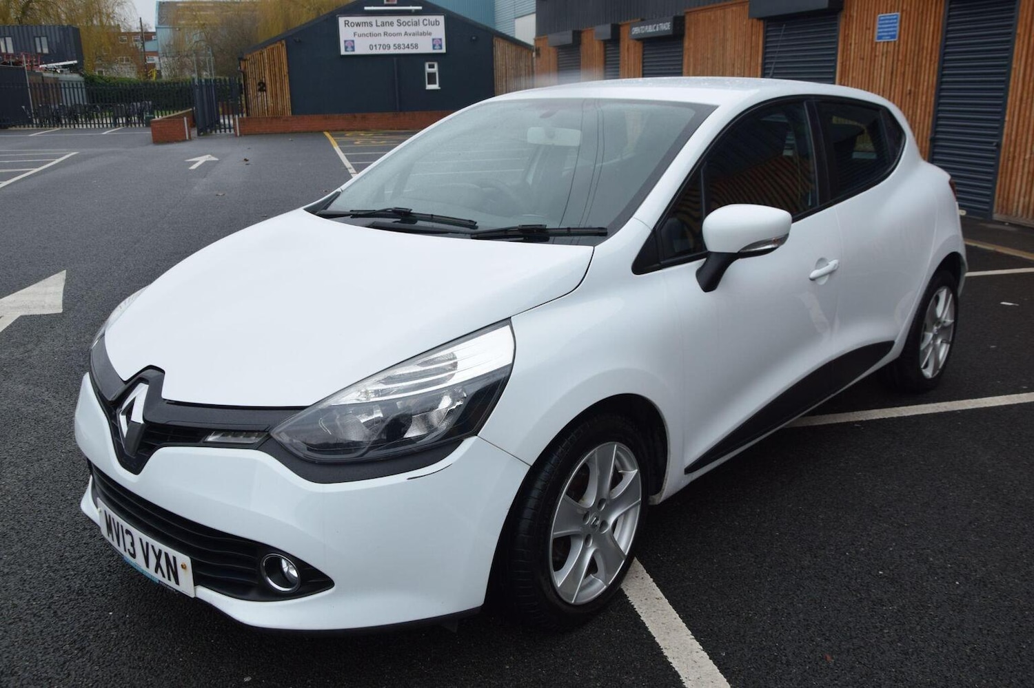 Used Renault Clio 2013 for sale - 77494664: Photo 3