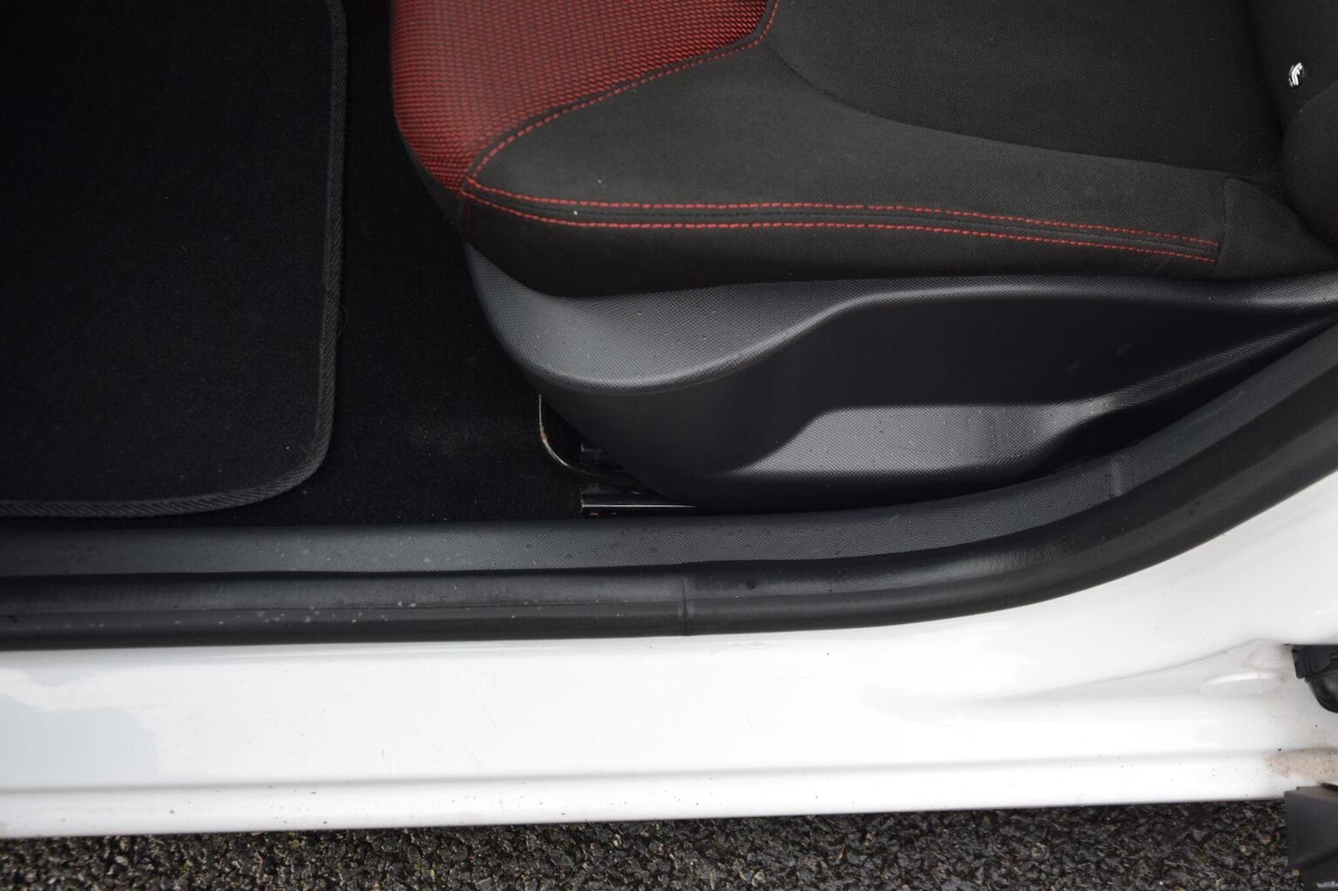 Used Renault Clio 2013 for sale - 77494664: Photo 51