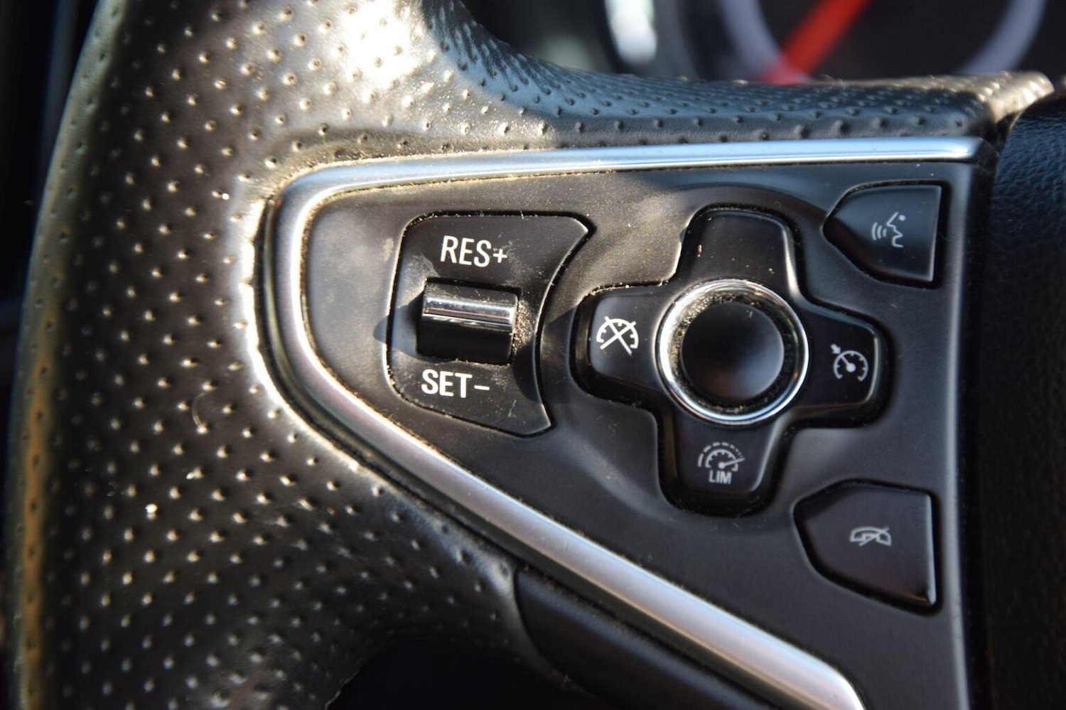 Used Vauxhall Insignia 2016 for sale - 77938091: Photo 26