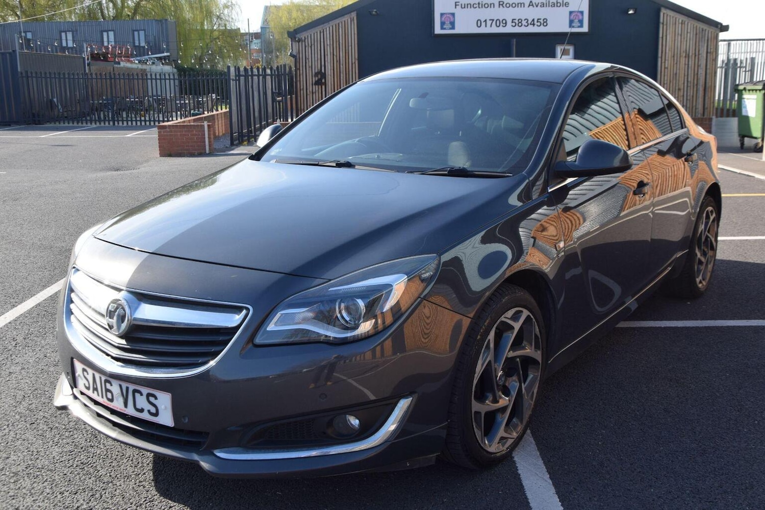 Used Vauxhall Insignia 2016 for sale - 77938091: Photo 3