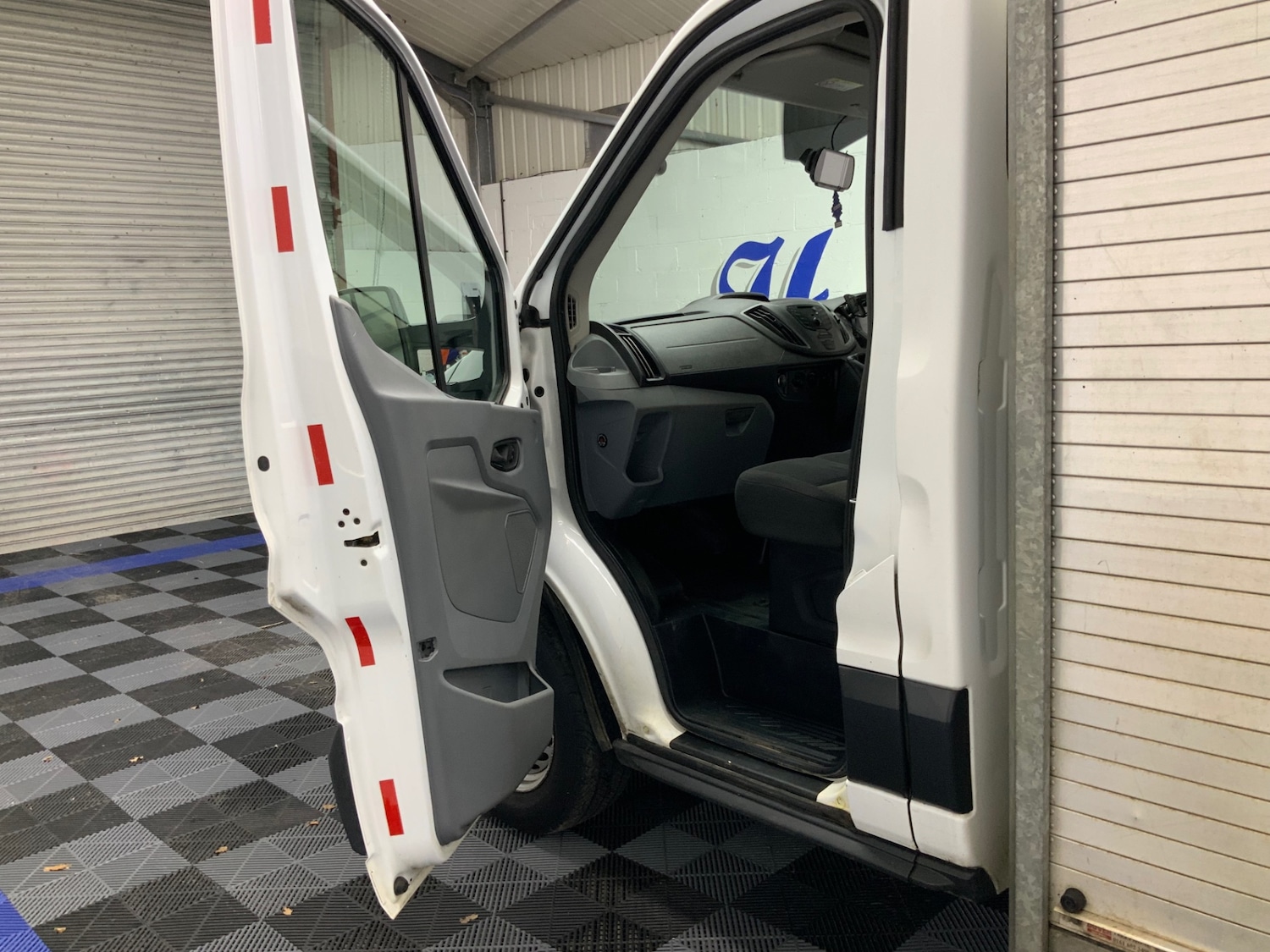 Used Ford Transit 2018 for sale - 77261437: Photo 16