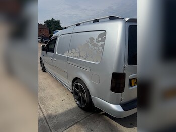 Used Volkswagen Caddy Maxi 2015 for sale - 75546132: Photo