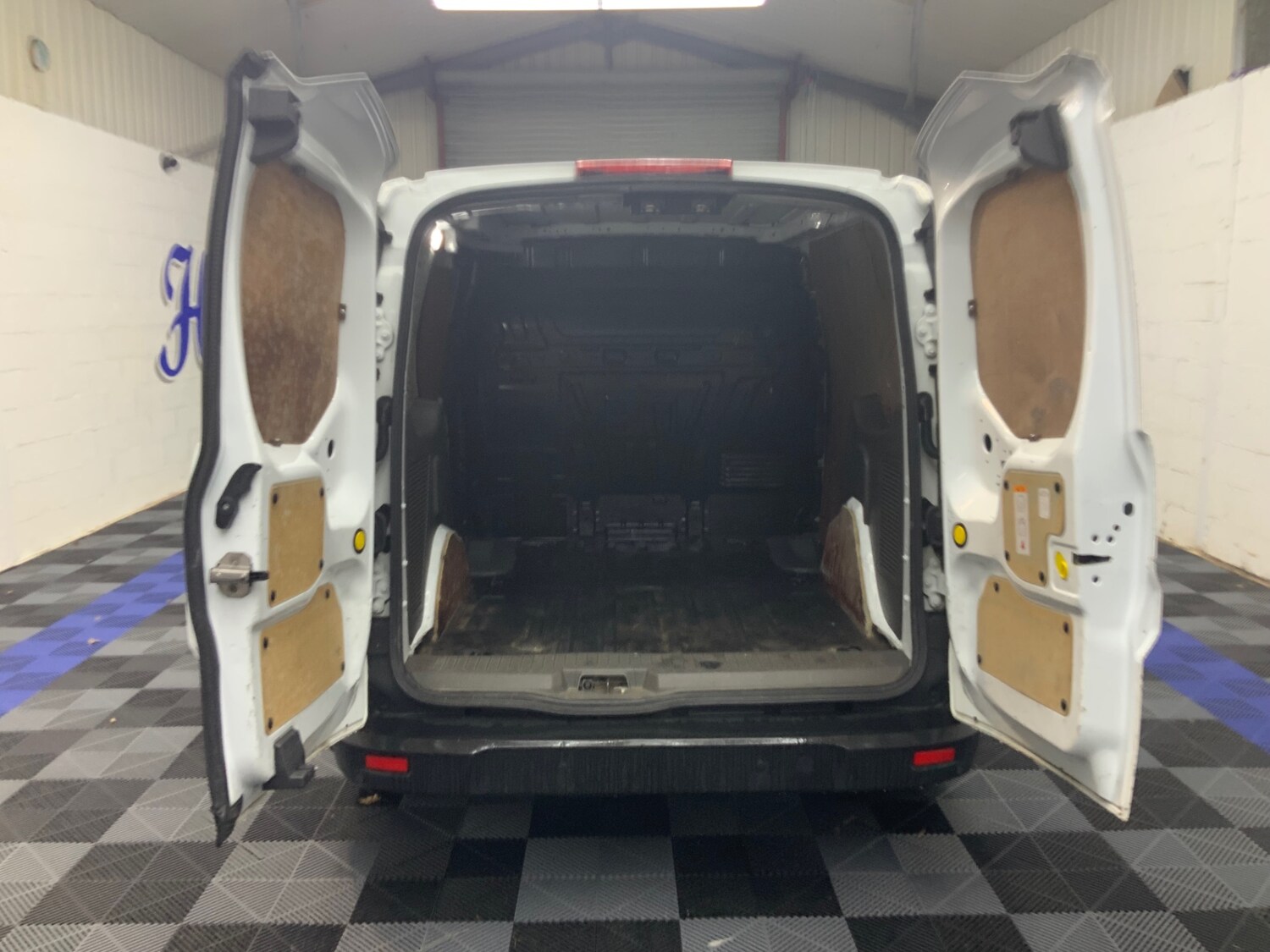 Used Ford Transit Connect 2020 for sale - 77687967: Photo 8