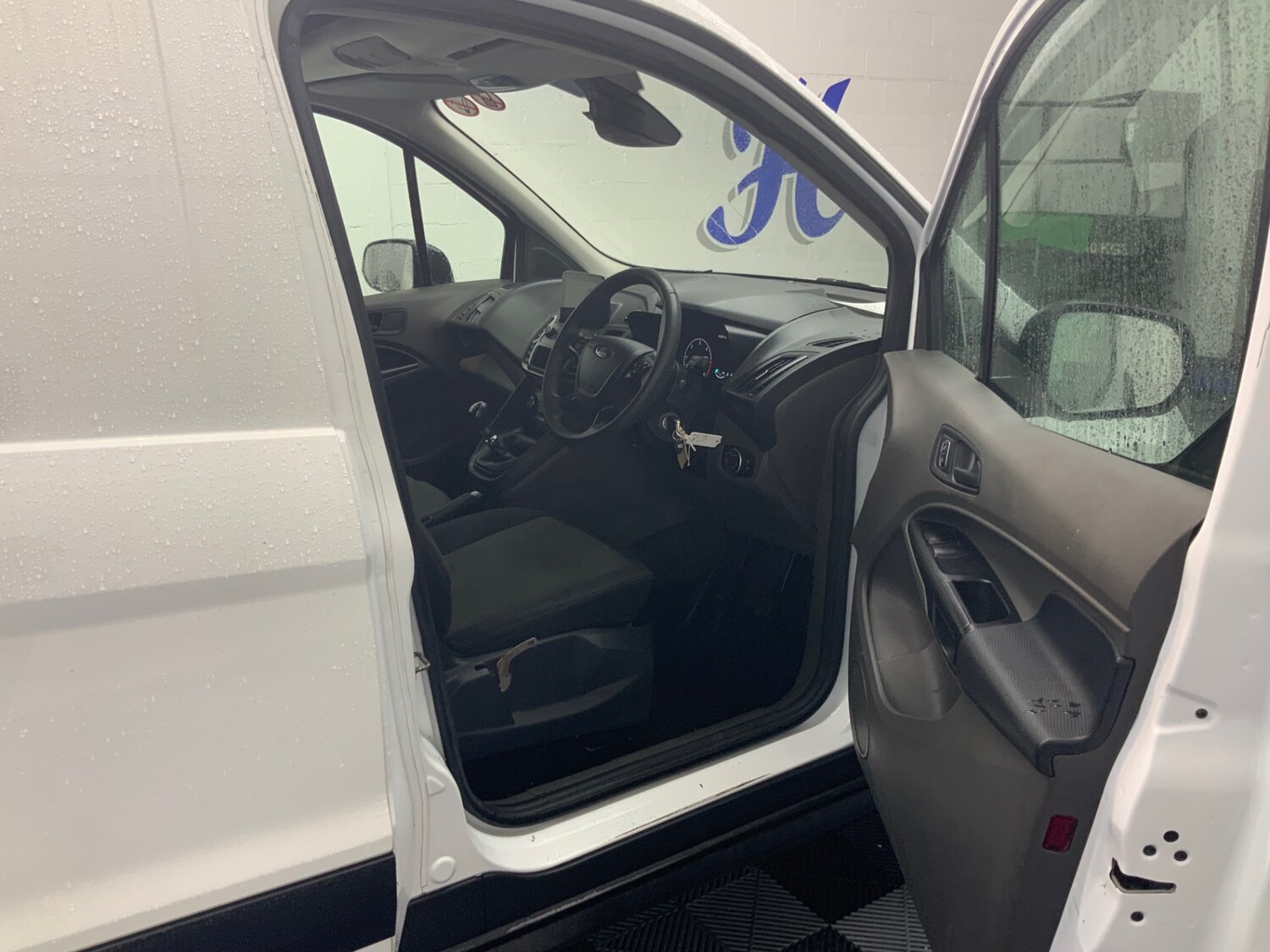 Used Ford Transit Connect 2020 for sale - 77687967: Photo 9