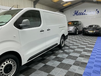 Used Vauxhall Vivaro 2023 for sale - 77528935: Photo