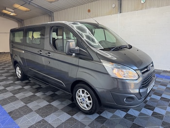 Used Ford Tourneo Custom 2015 for sale - 76693677: Photo