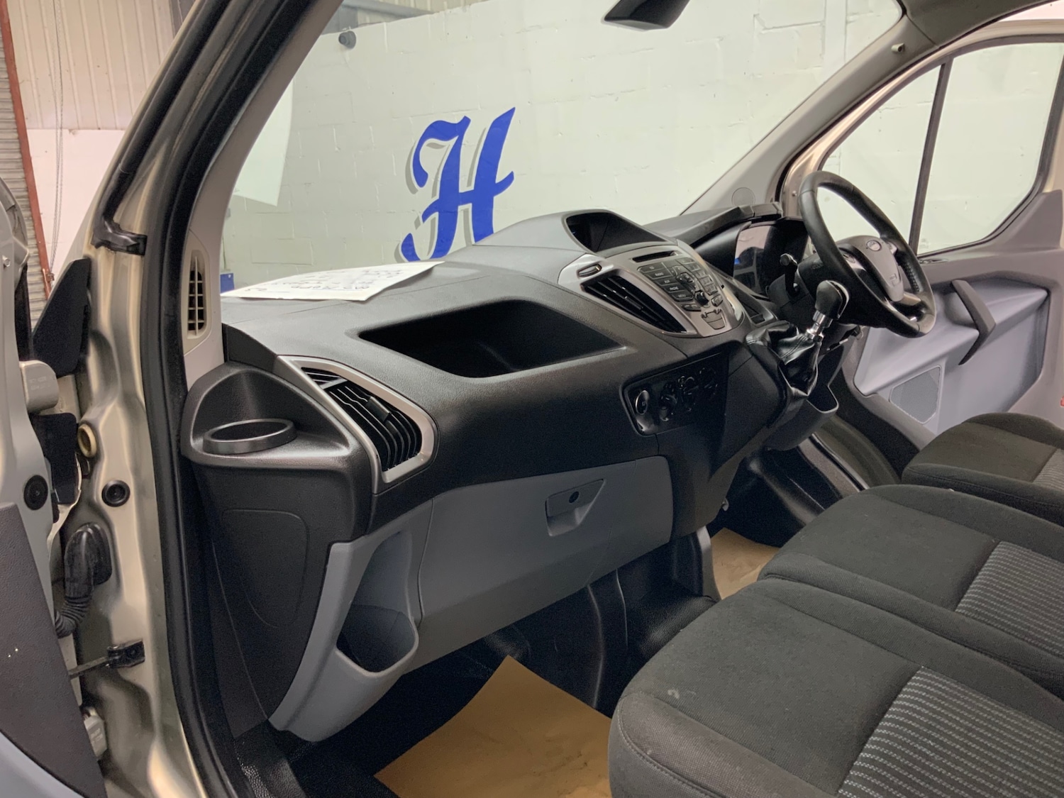 Used Ford Transit Custom 2013 for sale - 77963221: Photo 15