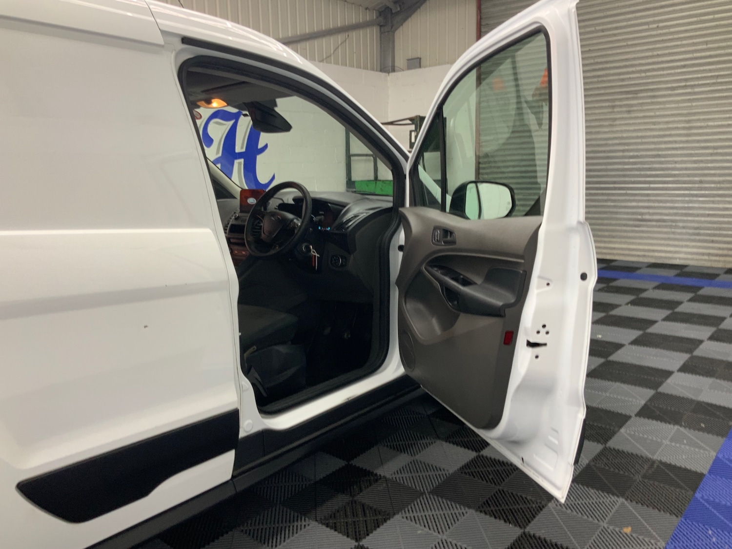 Used Ford Transit Connect 2020 for sale - 77225455: Photo 15