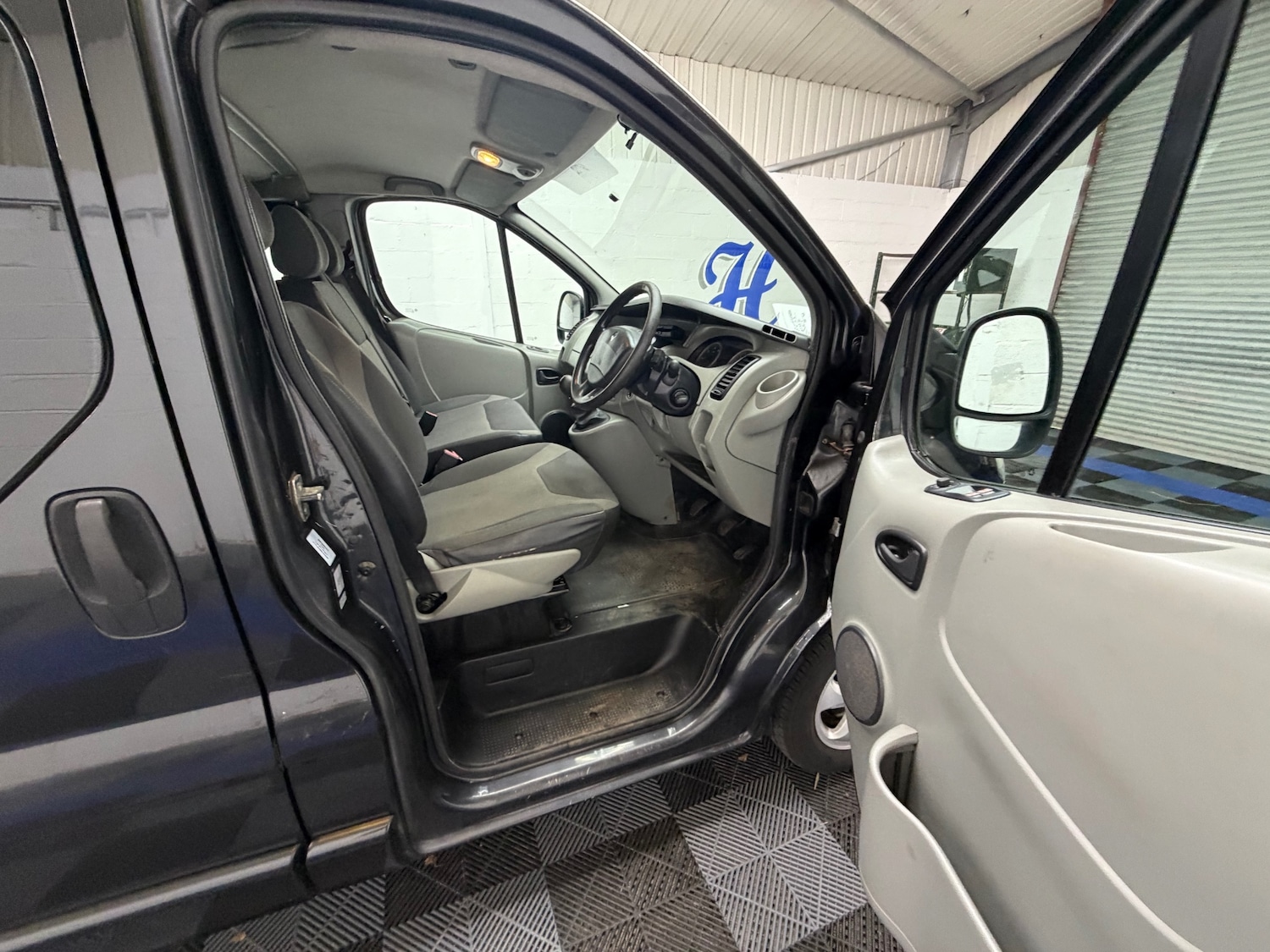 Used Renault Trafic 2009 for sale - 78122760: Photo 27