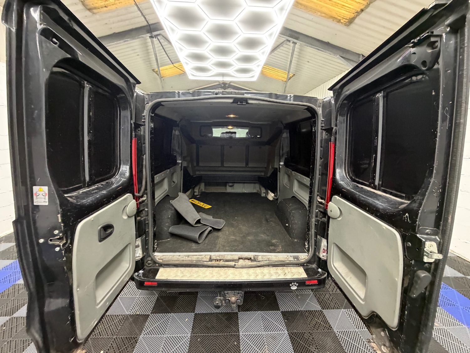 Used Renault Trafic 2009 for sale - 78122760: Photo 37