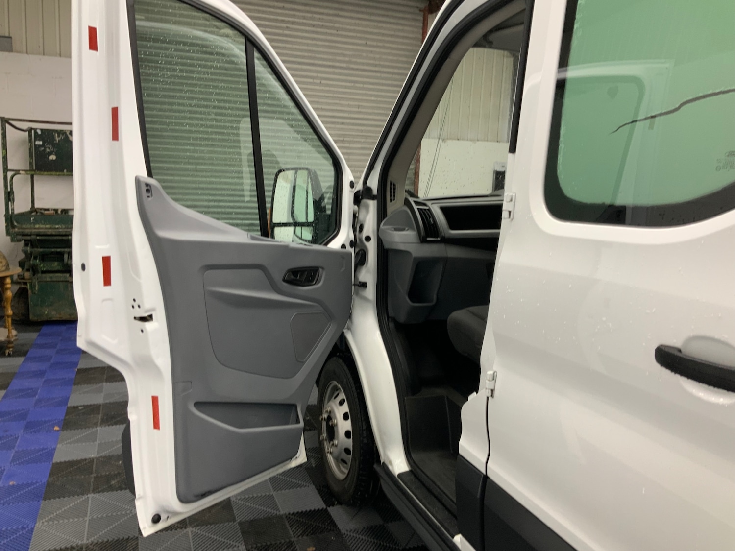 Used Ford Transit 2017 for sale - 77124044: Photo 23