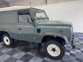 Used Land Rover Defender 2008 for sale - 76331130: Photo 2